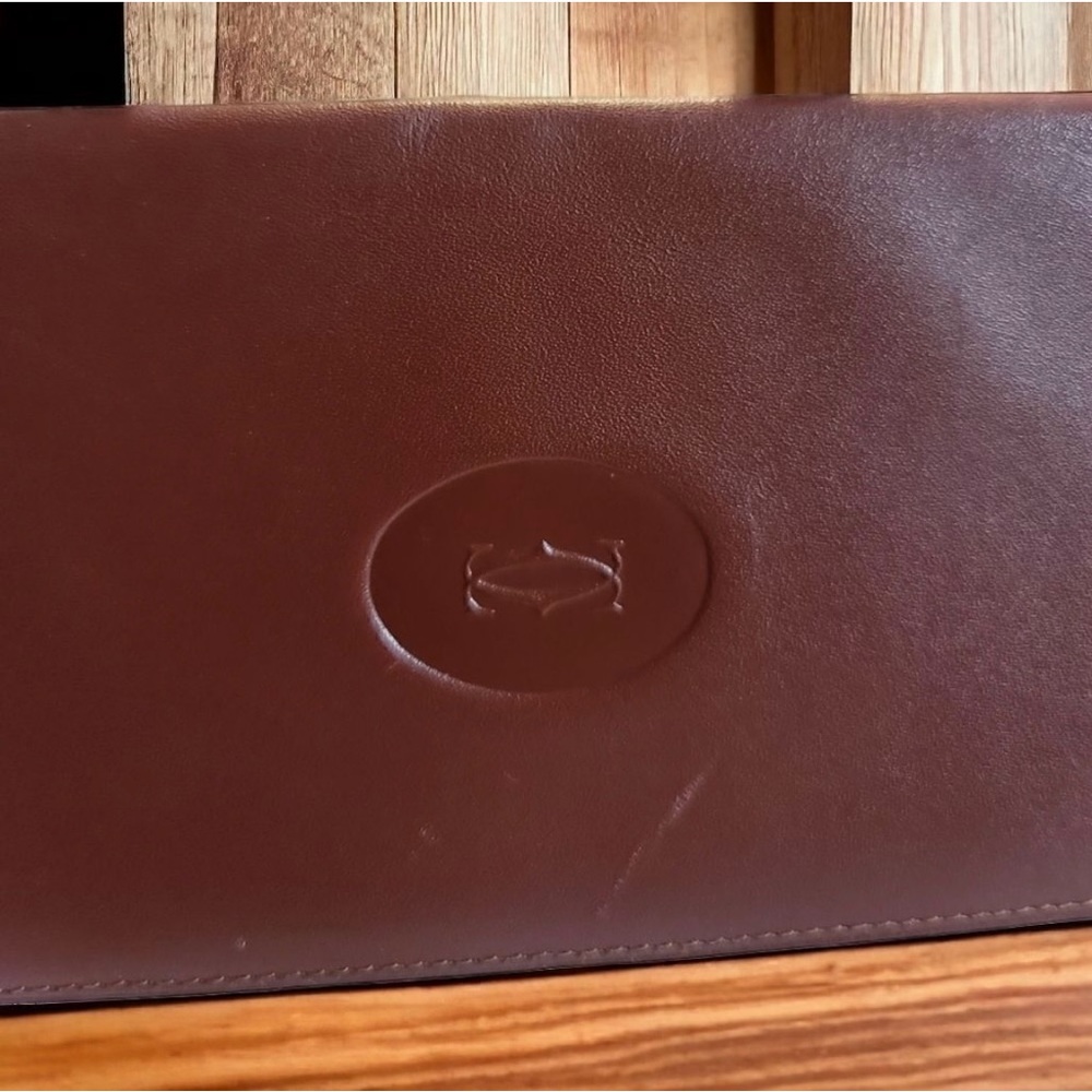 Vintage Cartier Bordeaux Bifold Long
Wallet in EUC - Picture 6 of 14